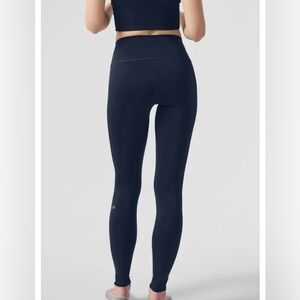 Alo High Waist Airlift Legging (size: M ; color: navy)